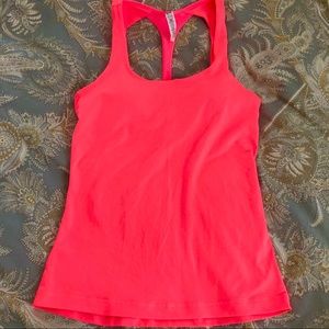 Under Armour Fitted Active Top with Built In Bra